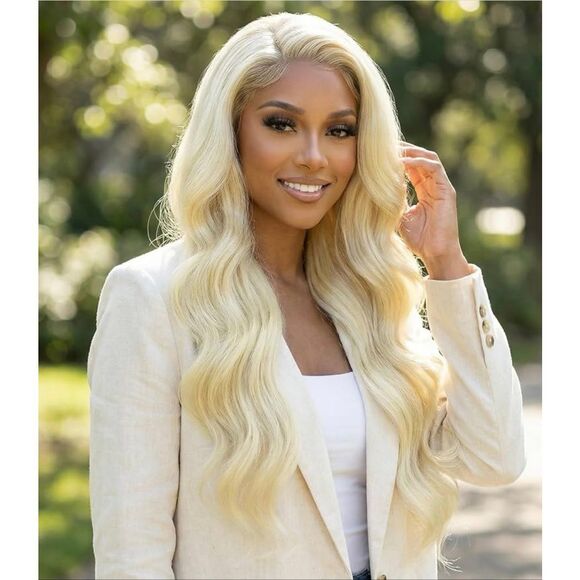 #613 26 Inch blonde Body Wave Lace Front Wig Human Hair - Picture 2 of 8
